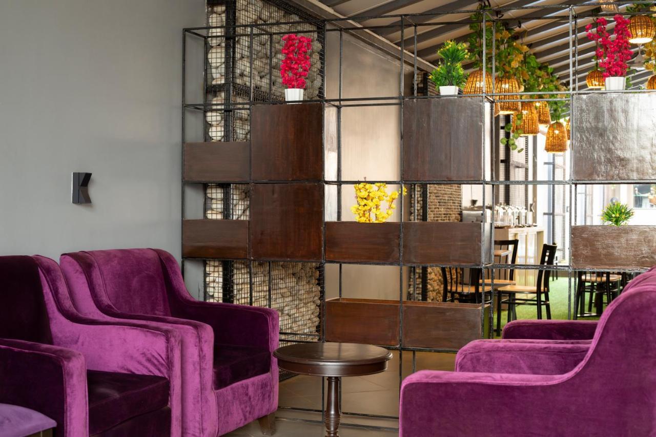 אנג'ונה The Porto By Lagom Vagator Goa Near Ozran Beach מראה חיצוני תמונה